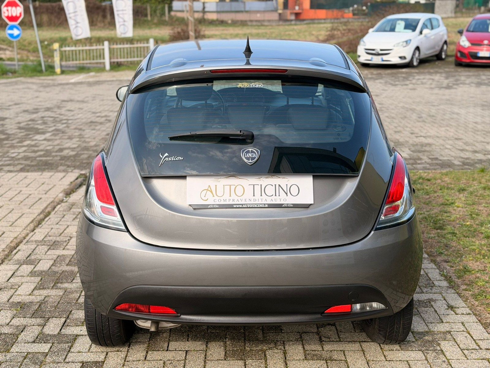 Lancia Ypsilon 1.2 69 CV 5 porte Platinum
